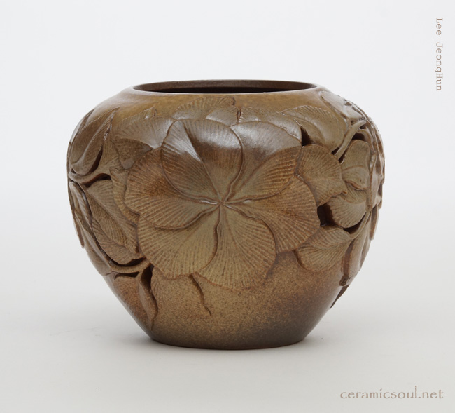 ceramic artwork_devotion by Jeonghun,Lee