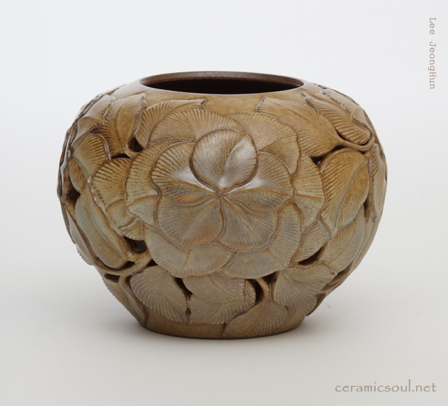 ceramic artwork_eternity by Jeonghun, Lee