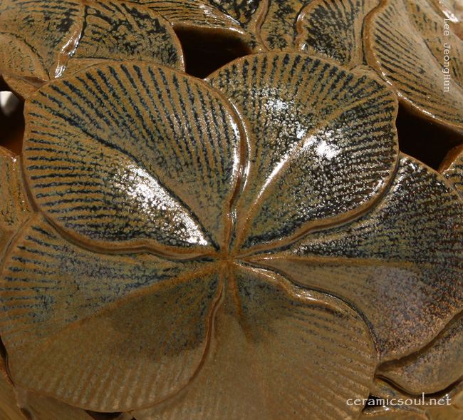 ceramic artwork_sea by Jeonghun, Lee