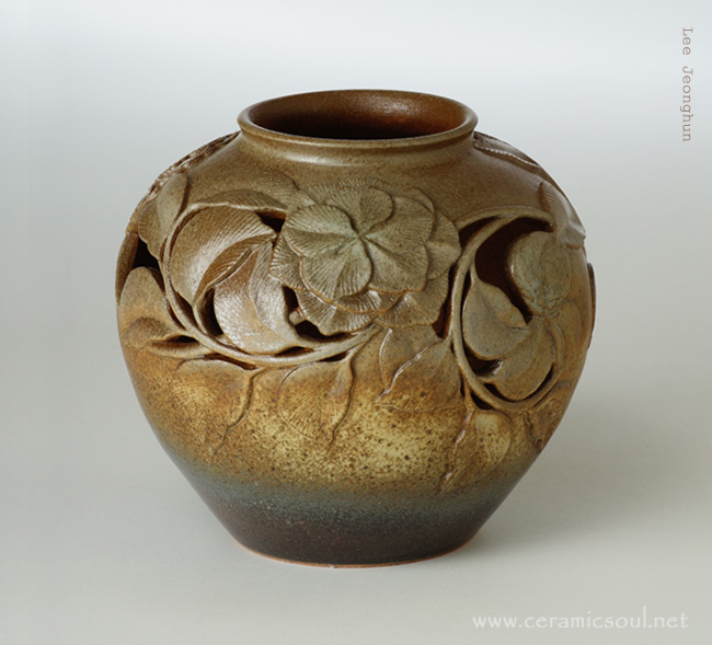 ceramic artwork_aurora