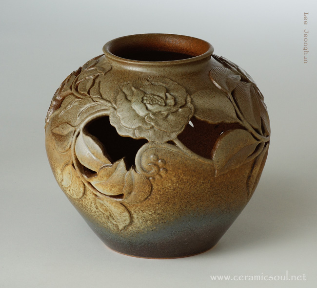 ceramic artwork_aurora