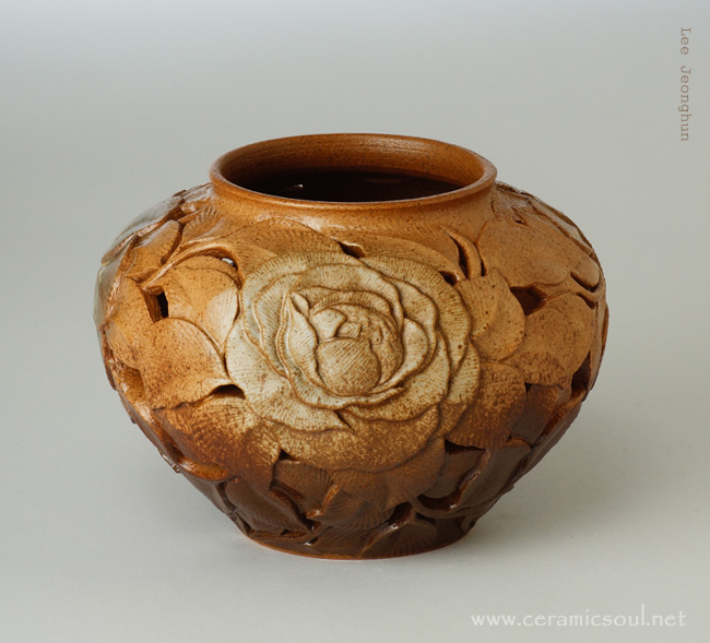 ceramic artwork_bloom 2012 by Jeonghun,Lee