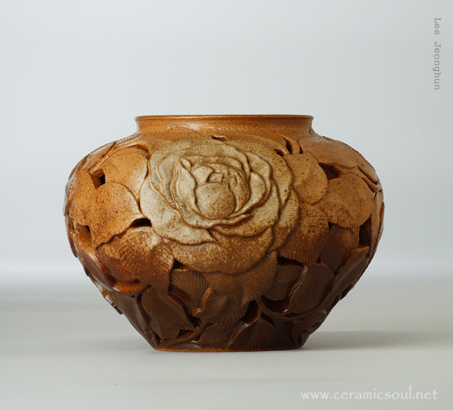 ceramic artwork_bloom 2012 by Jeonghun,Lee