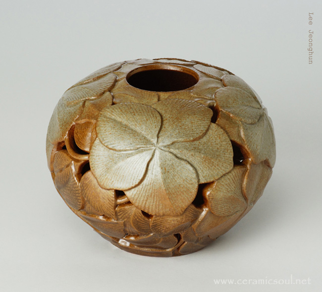 ceramic artwork_grace by Jeonghun,Lee