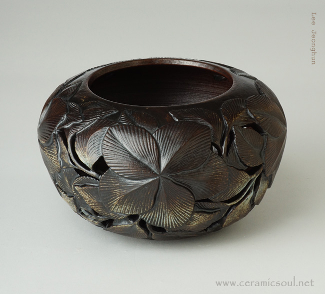 ceramic artwork_solid by Jeonghun,Lee
